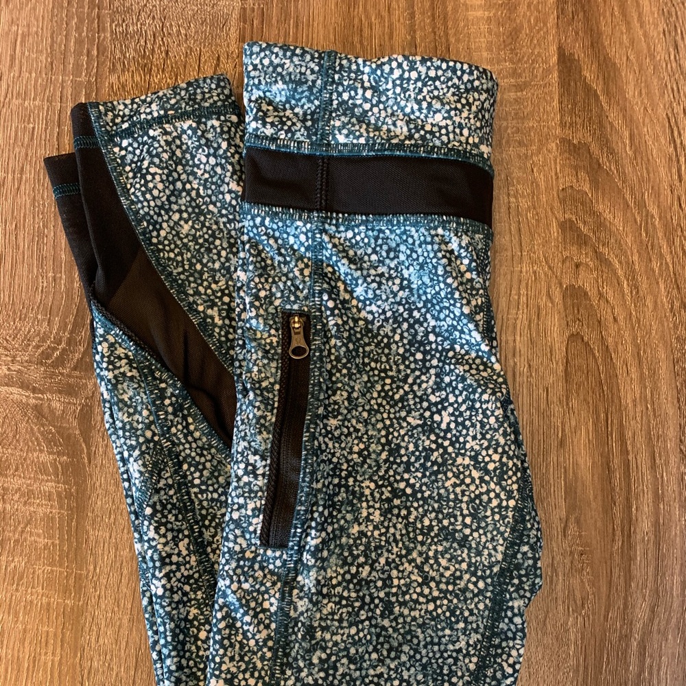 Lululemon Cropped Pants